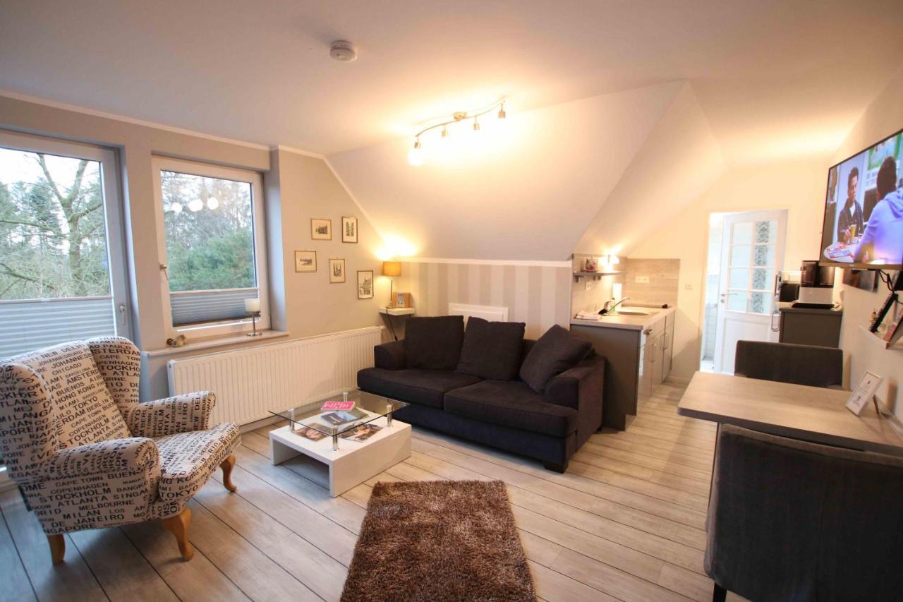 Haus Eichenhain Fewo Hamburg 셰셀 외부 사진
